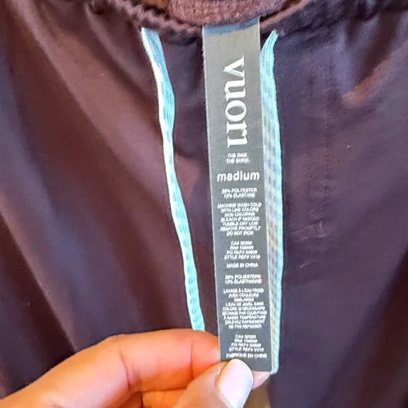 Vuori mens Sunday performance Men's raisin heather Joggers, worn once! Size M - Picture 2 of 5